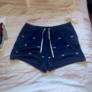 Vineyard Vines comfy shorts